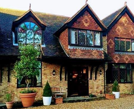 Tudor Place Bed and Breakfast Winnersh Buitenkant foto